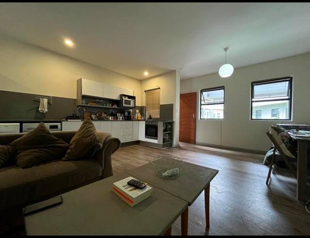 1 BEDROOM PROPERTY TO RENT IN MENLO PARK